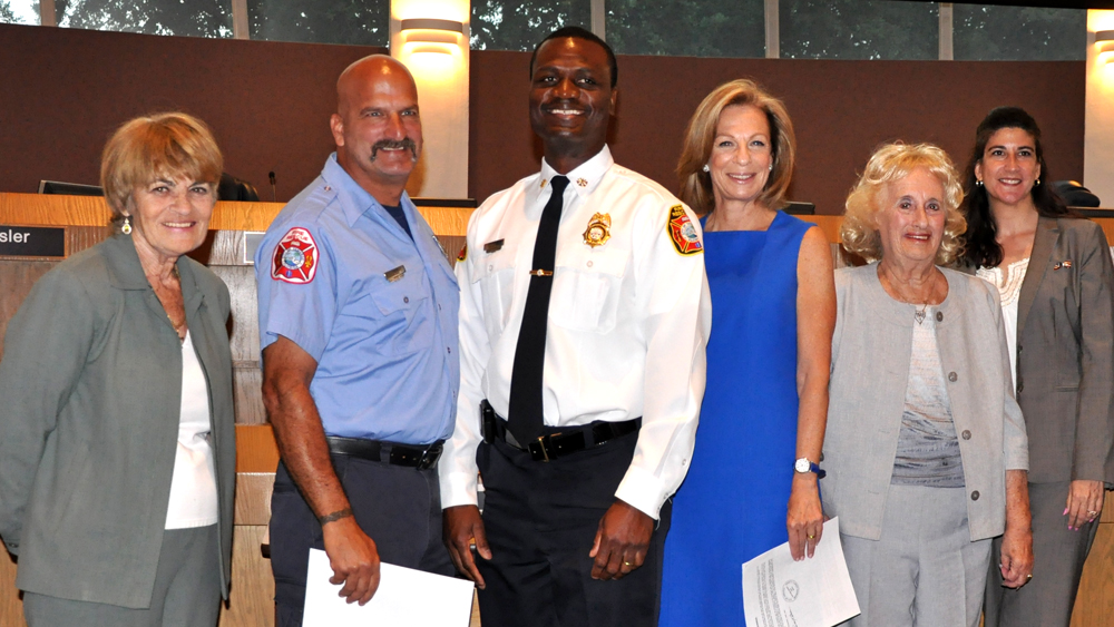 Tamarac Firefighter Receives Commendation For Heroism