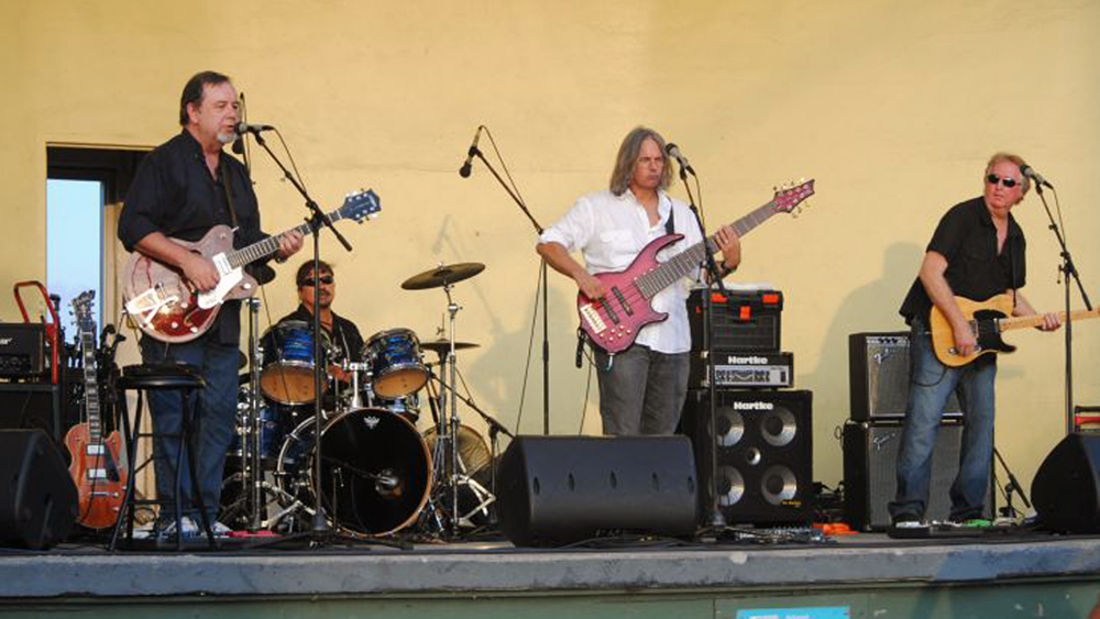 Tamarac Features a “Concert on the Green” at Colony West Country Club