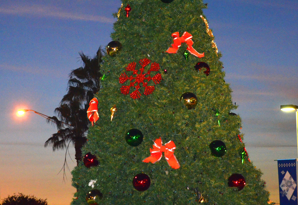 santa claus Christmas tree