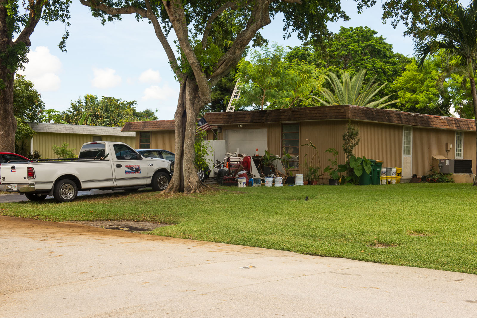 Homeowner Tired of Unkempt Home in Community