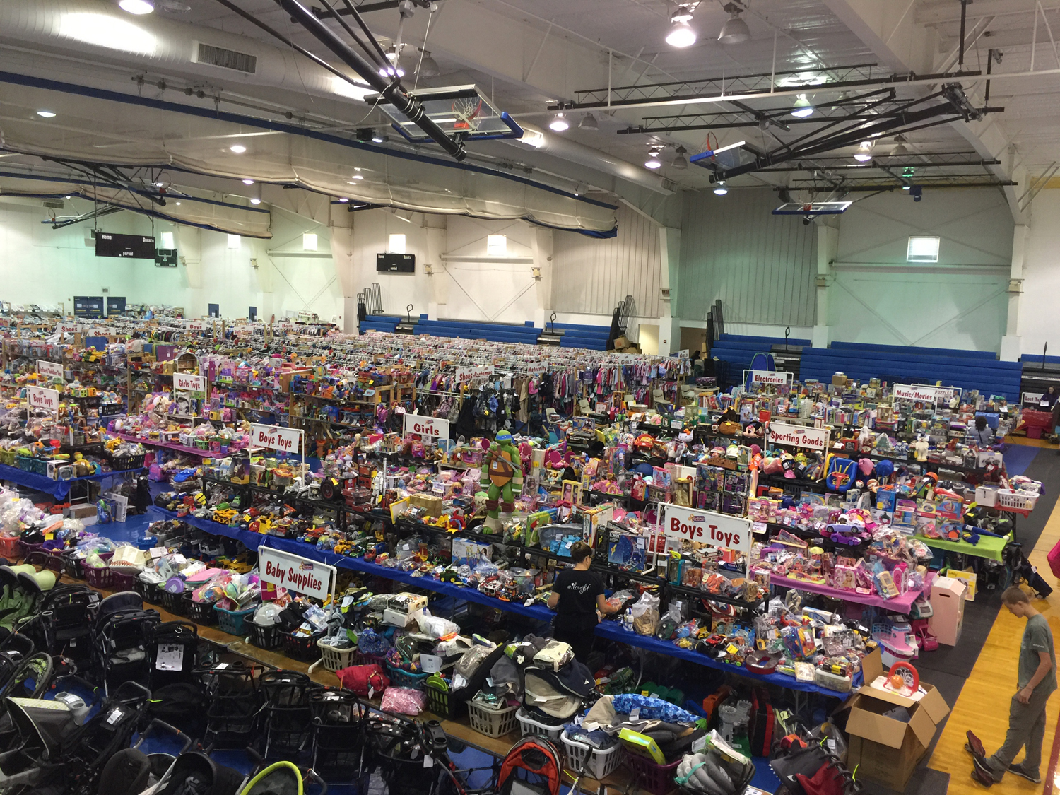Huge Consignment Event Helps Local Families 1
