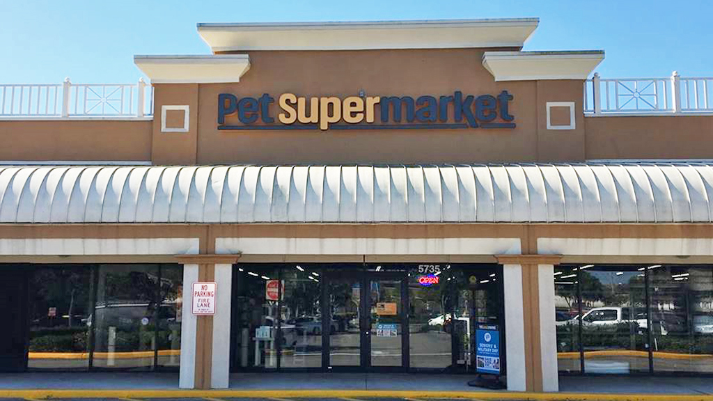 Pet Supermarket in Tamarac Holds Grand Opening with Raffles and Giveaways 1