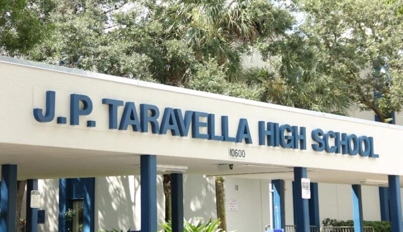 Principal: Student Vehicles Parked in Tamarac Shopping Plaza will be Towed