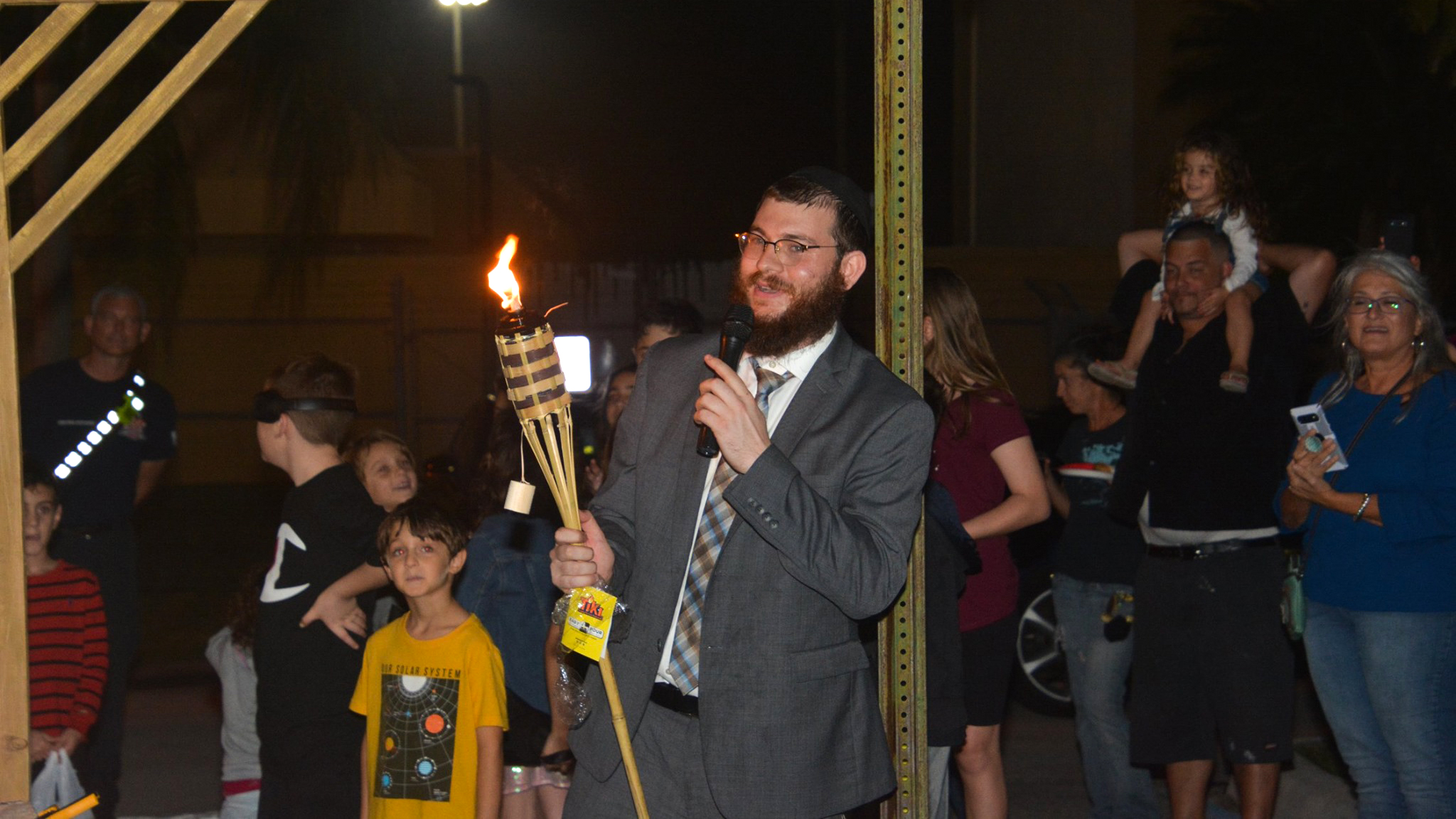 Chabad Jewish Center of Tamarac Holds Festive Chanukah Celebration