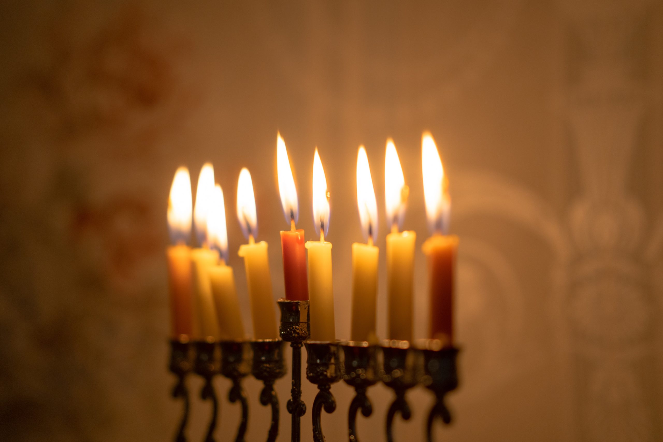 Chabad Jewish Center of Tamarac Holds Festive Menorah Lighting at Publix