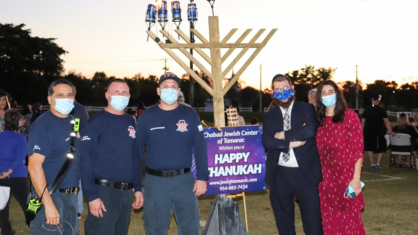 Chabad Jewish Center of Tamarac Kicks-off First Night of Chanukah with Glow in The Dark Party