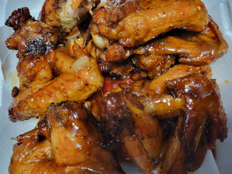 New Joint in North Lauderdale Has the "Best Wings in Town” 1