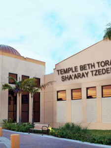 Temple Beth Torah Sha’aray Tzedek Hosts Hanukkah Picnic
