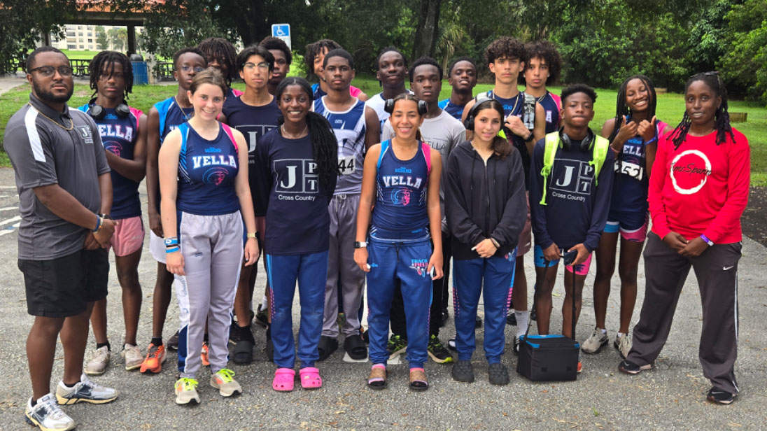 J.P. Taravella Boys Cross Country Take 1st at Tradewinds Parks